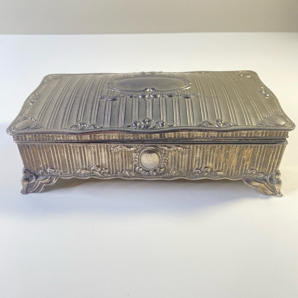 Vintage Holly Silver Plated Jewelry Music Box with Velvet Lining